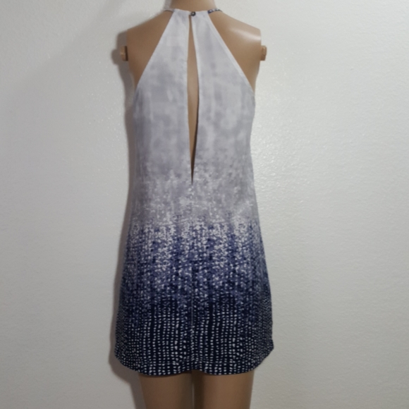 Forever Beauty Dress - Picture 2 of 3